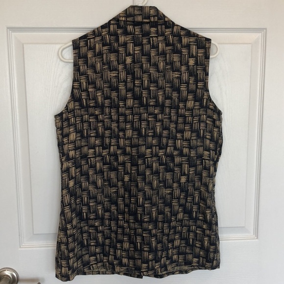 𝅺moda Seta silk and linen blend button up sleeveless top in navy and tan - Picture 6 of 8